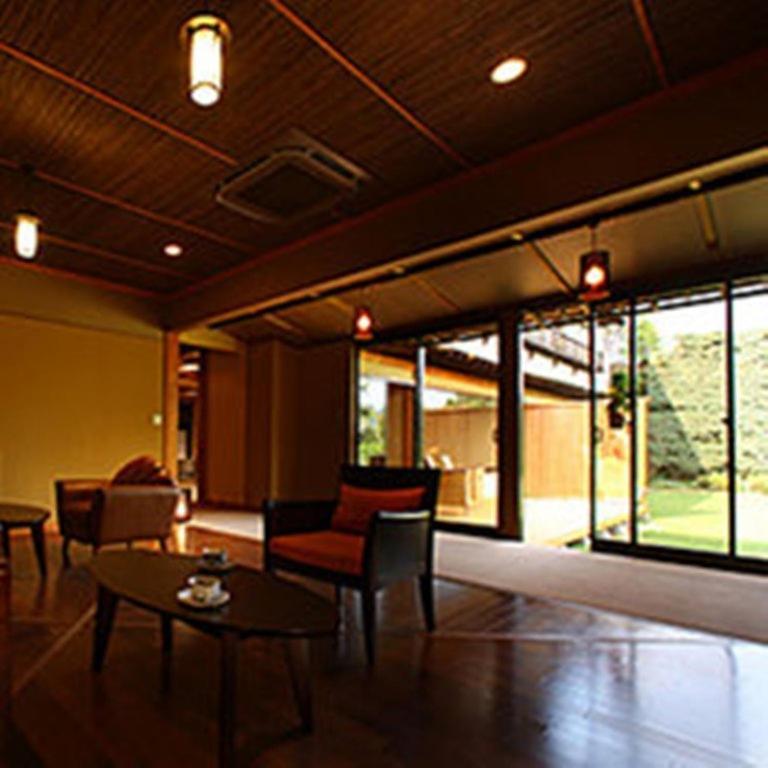 Wajoen Hotel Fuefuki Exterior foto